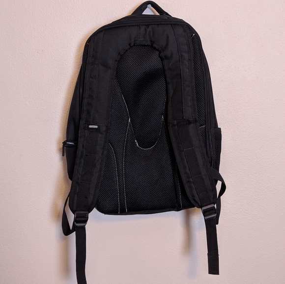 OGIO backpack - Picture 5 of 6